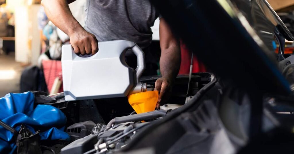 What are Jiffy Lube's operating hours for transmission fluid change